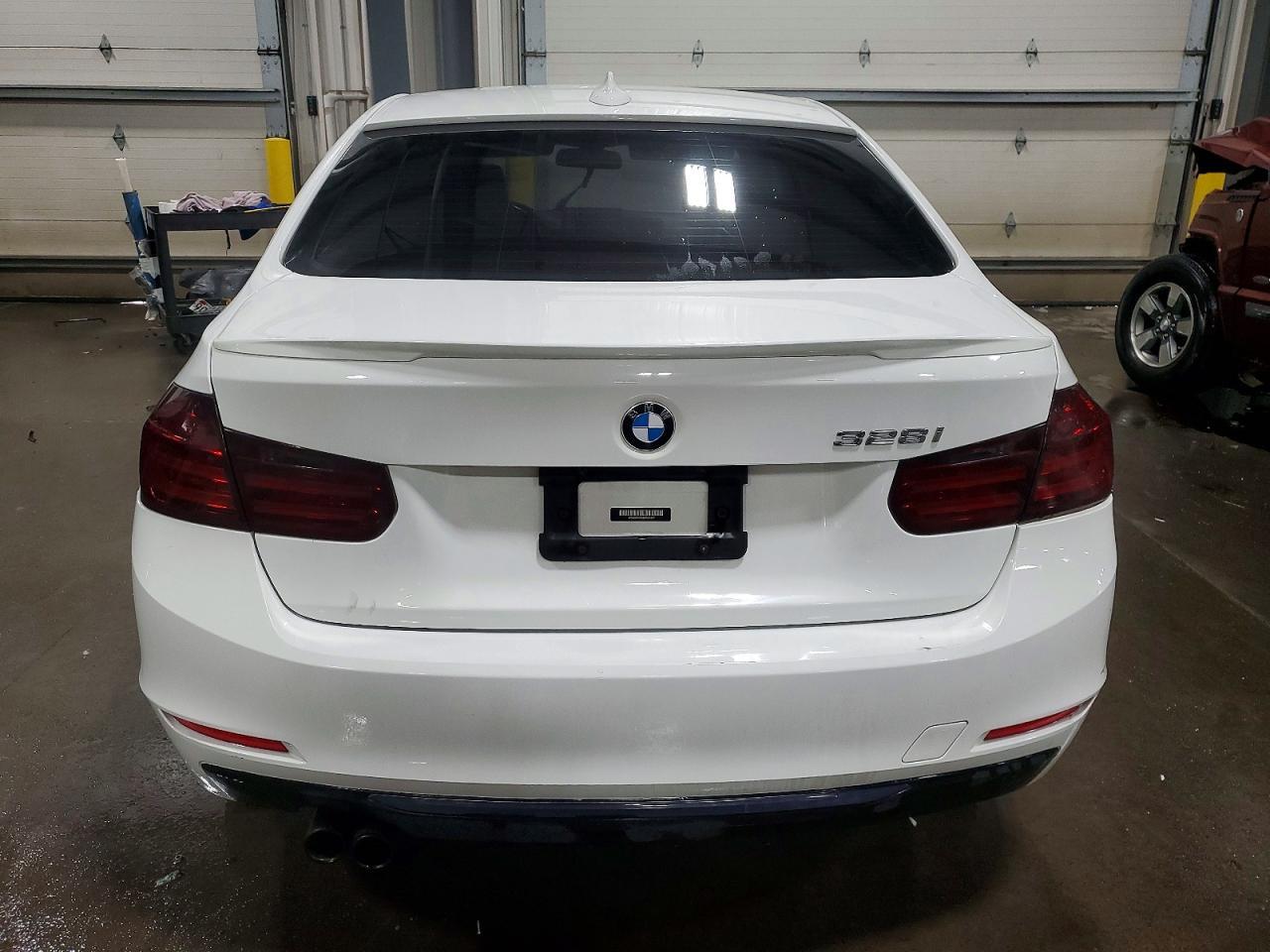 2013 BMW 3 SERIES