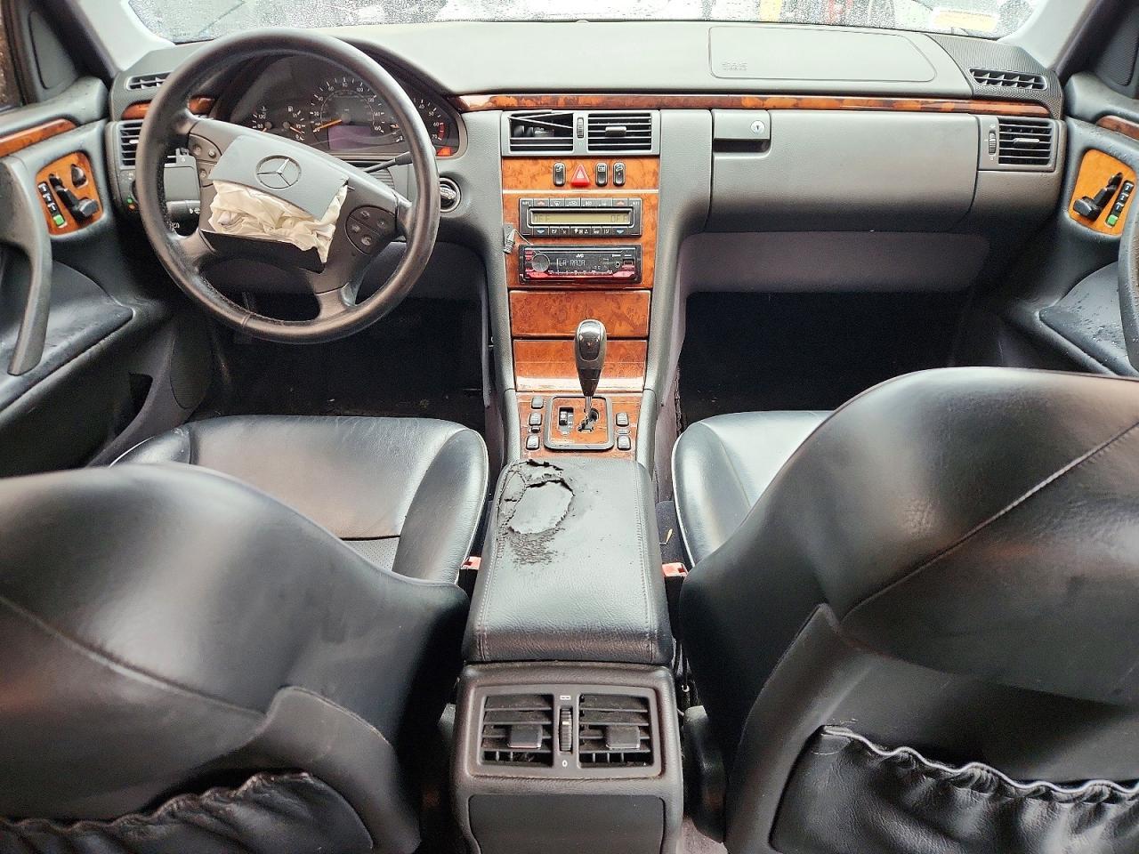 2001 MERCEDES-BENZ E-Class