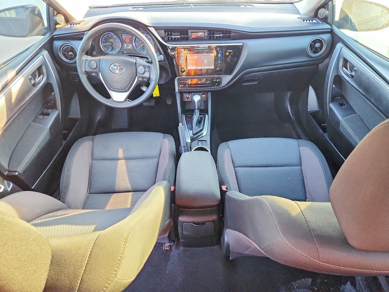 2017 TOYOTA COROLLA