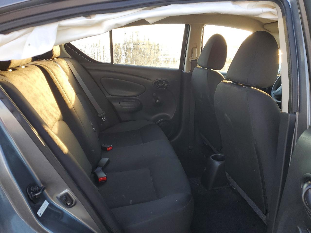 2018 NISSAN VERSA