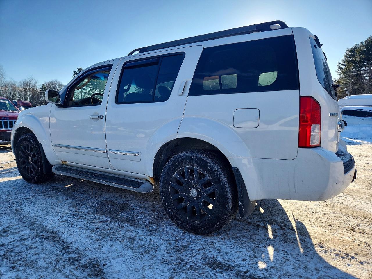 2010 NISSAN PATHFINDER