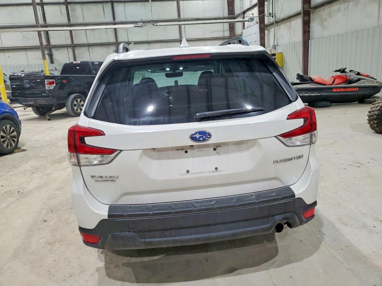 2022 SUBARU FORESTER