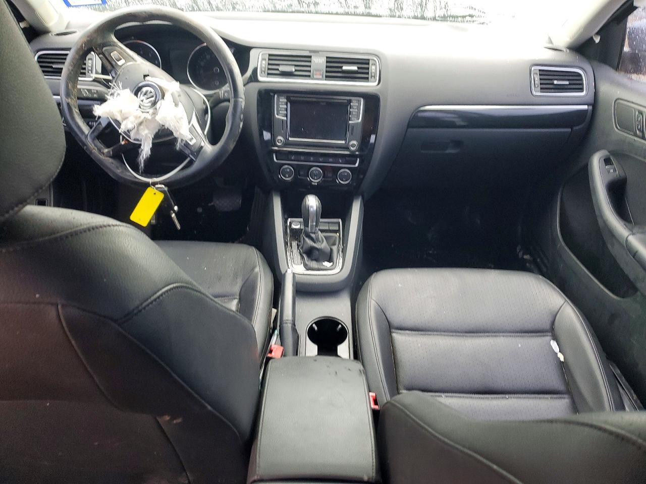 2017 VOLKSWAGEN JETTA