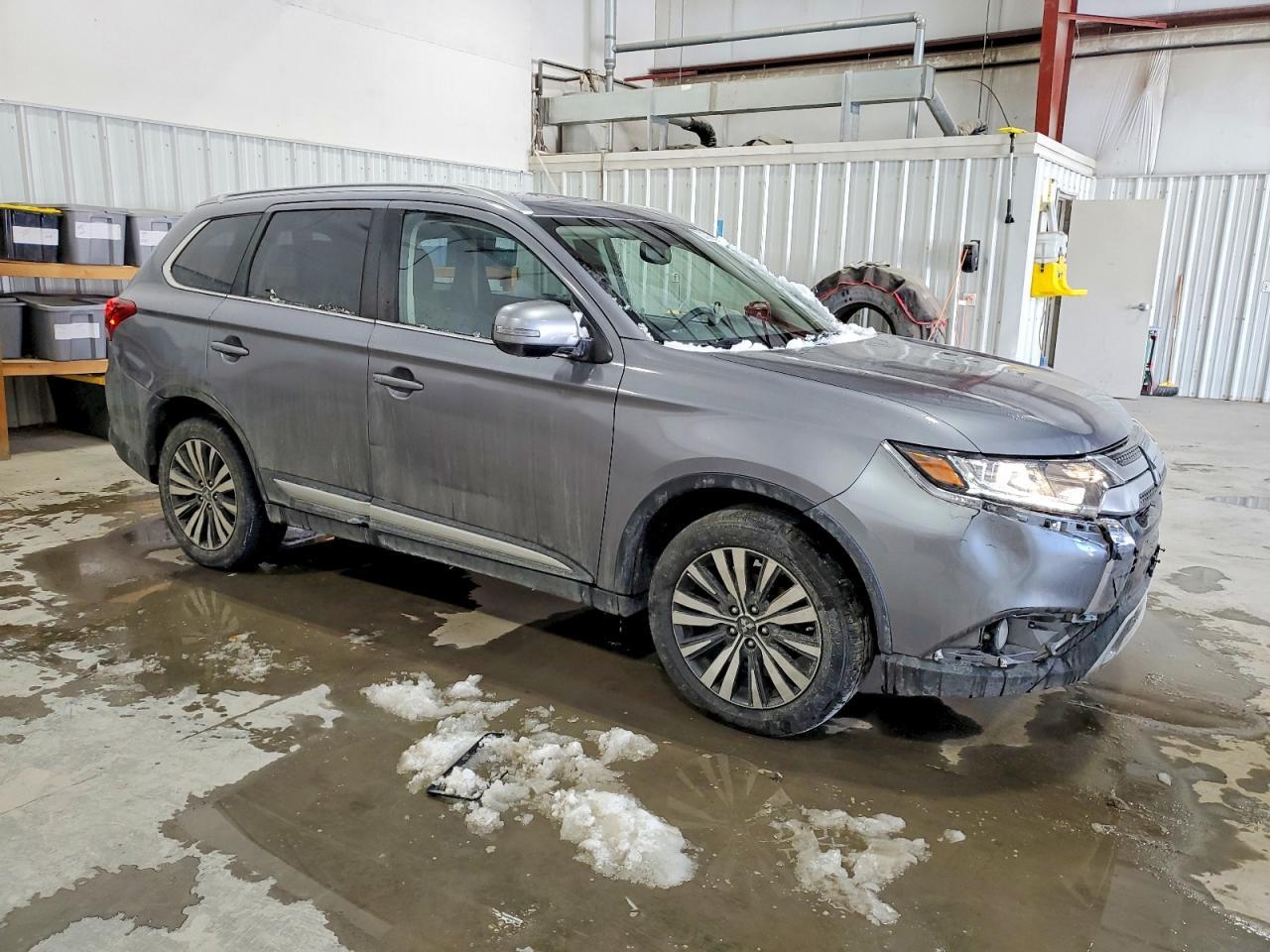 2019 MITSUBISHI outlander
