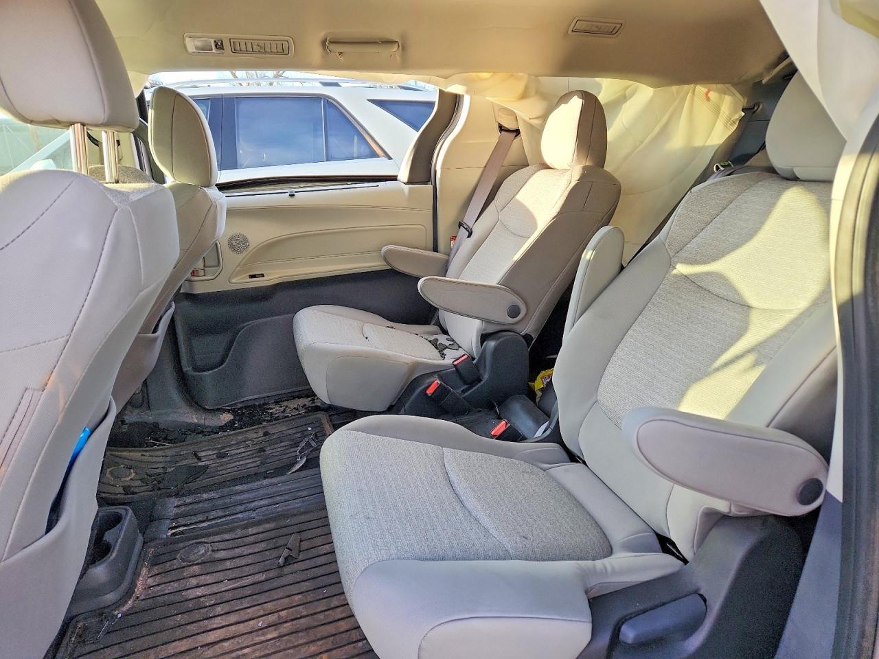 2024 TOYOTA SIENNA