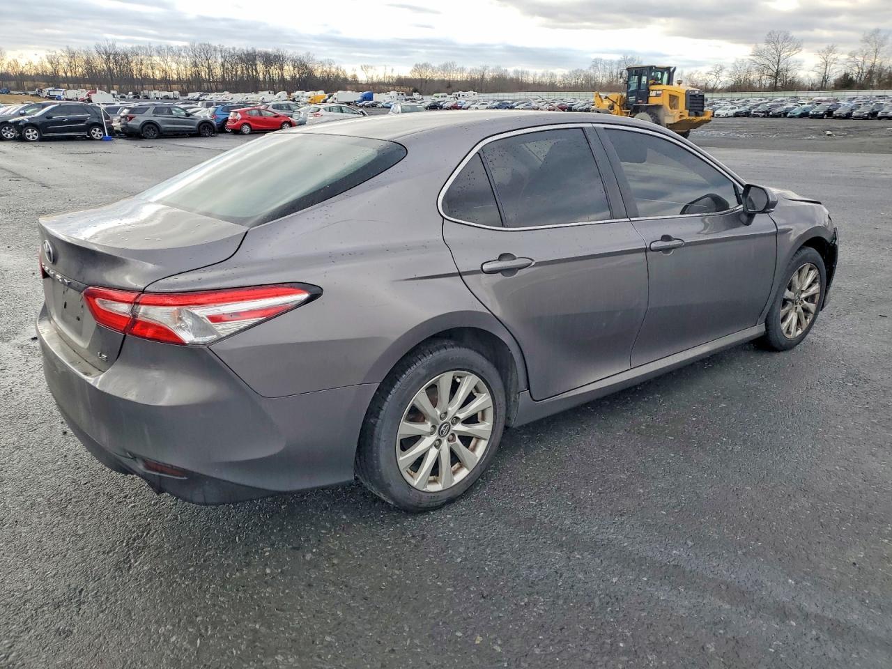 2018 TOYOTA CAMRY