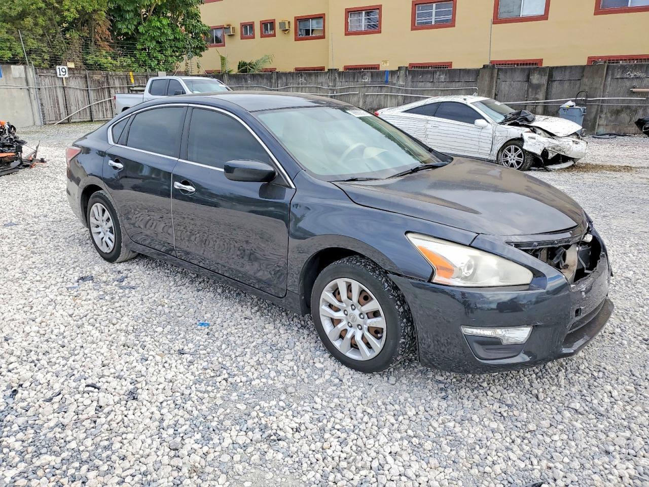 2015 NISSAN ALTIMA
