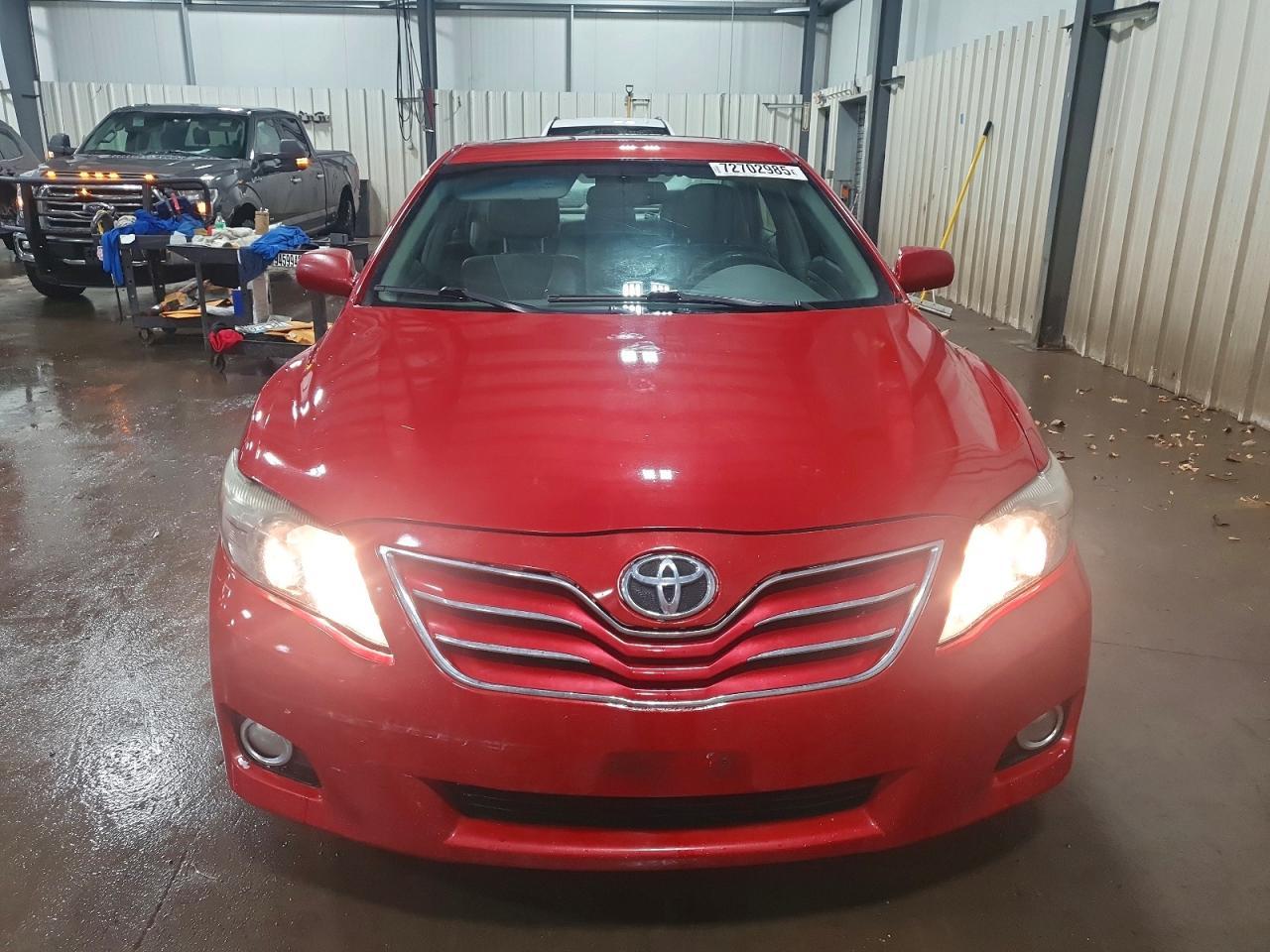 2011 TOYOTA CAMRY