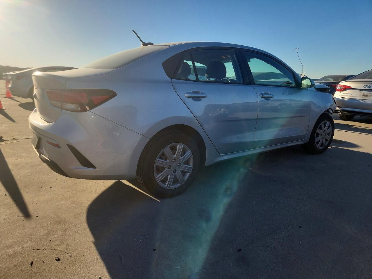 2023 KIA RIO