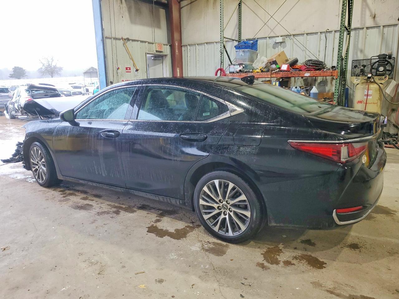 2021 LEXUS ES 250