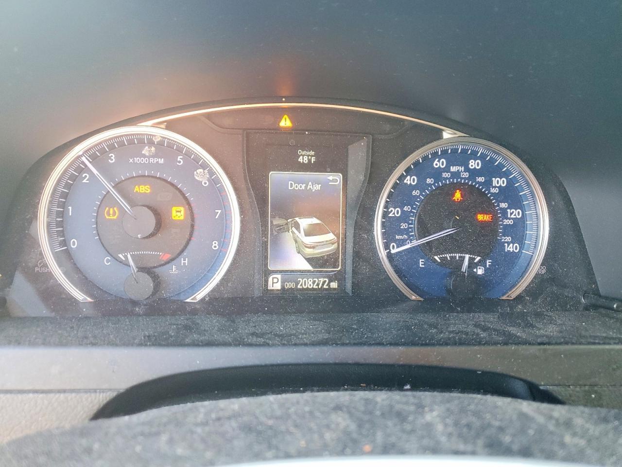 2015 TOYOTA CAMRY