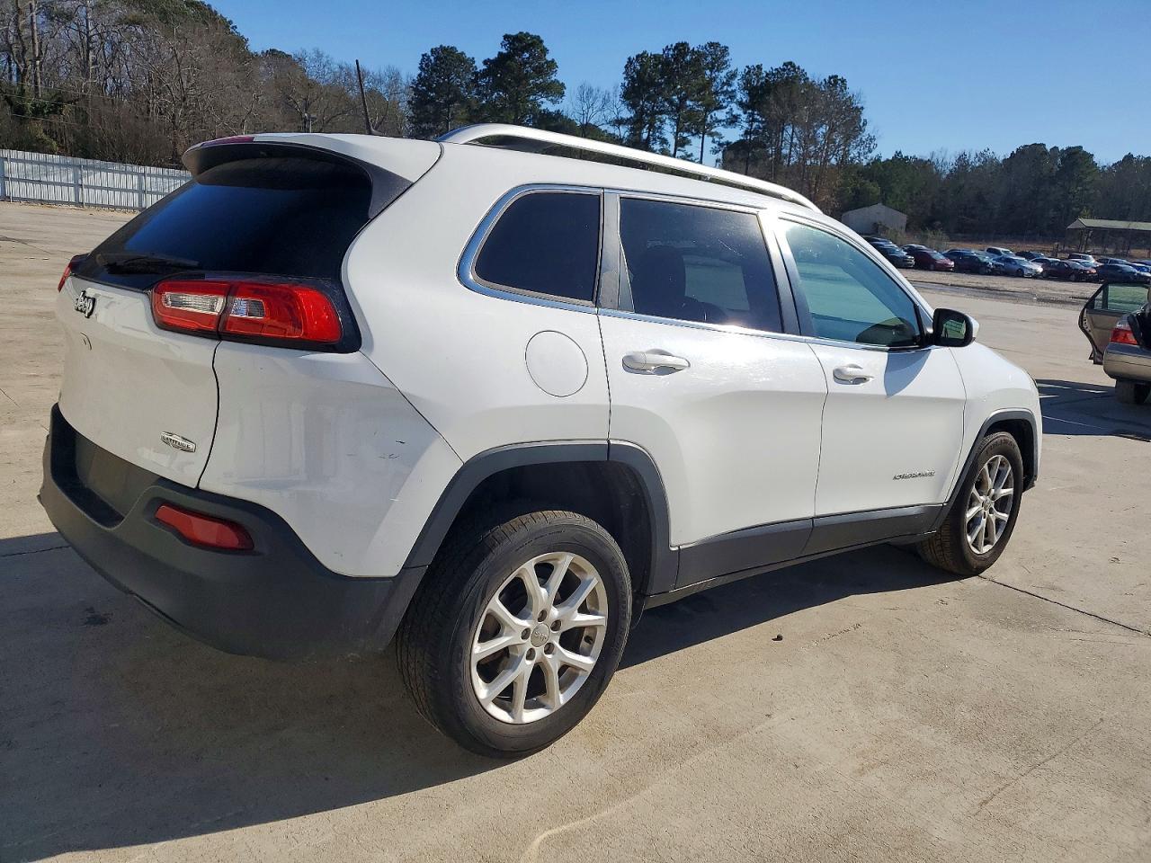 2018 JEEP CHEROKEE