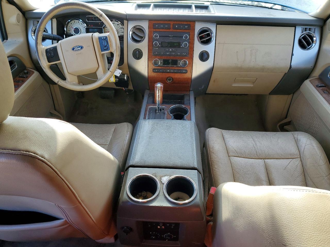 2010 FORD Expedition