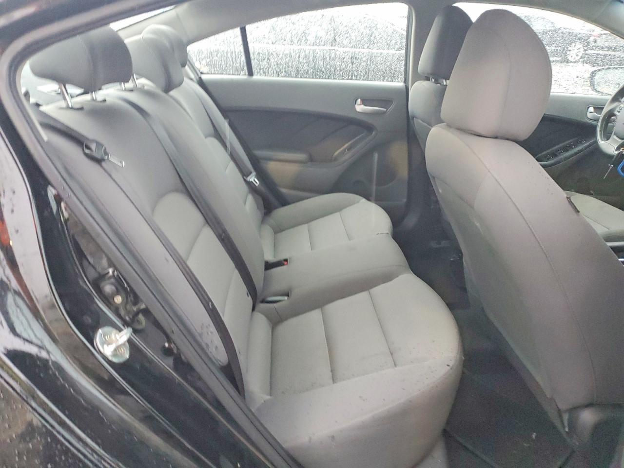 2017 KIA FORTE