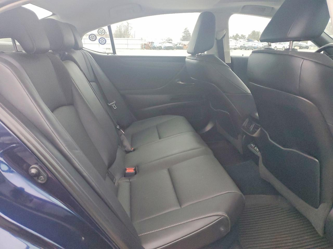 2022 LEXUS ES 300H