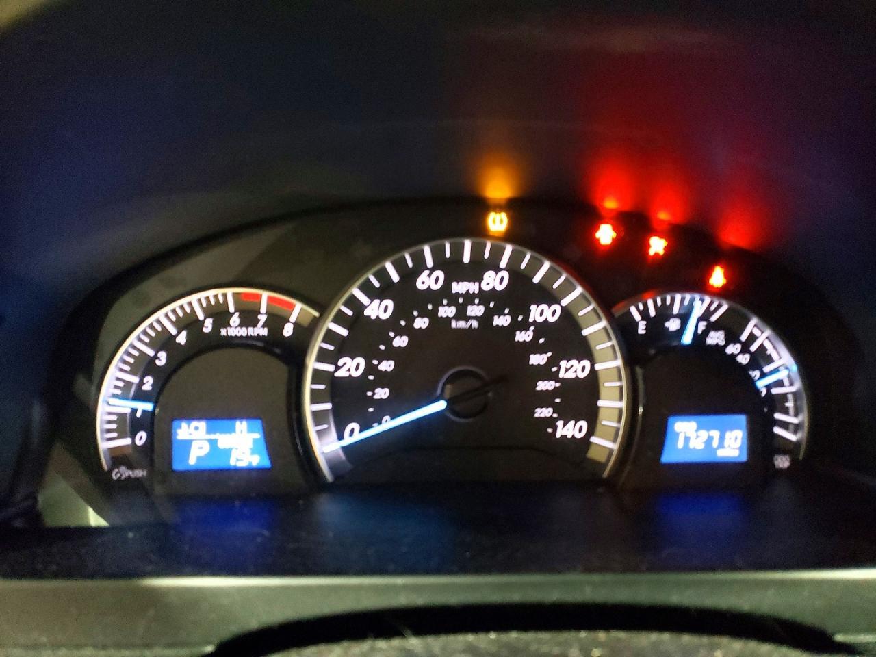 2014 TOYOTA CAMRY