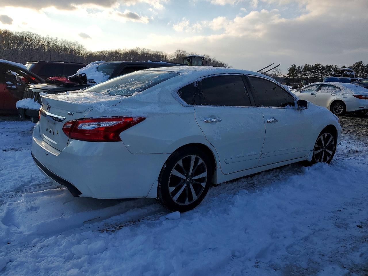 2016 NISSAN ALTIMA