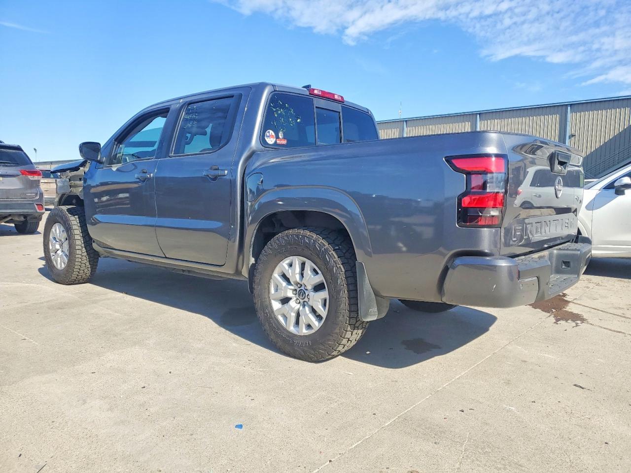 2022 NISSAN Frontier