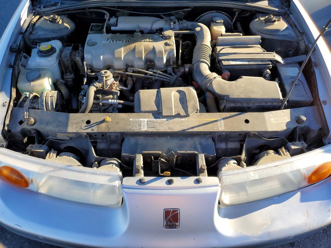 2002 SATURN Sl1
