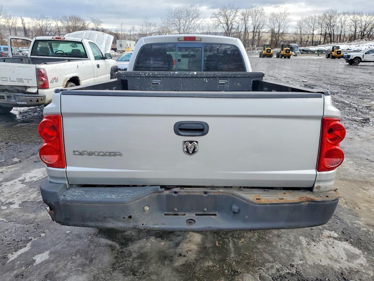 2005 DODGE Dakota