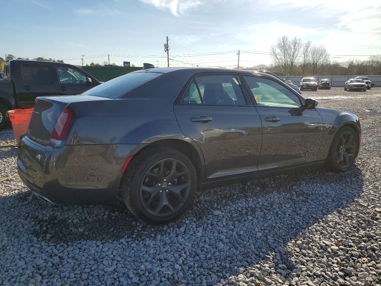 2021 CHRYSLER 300