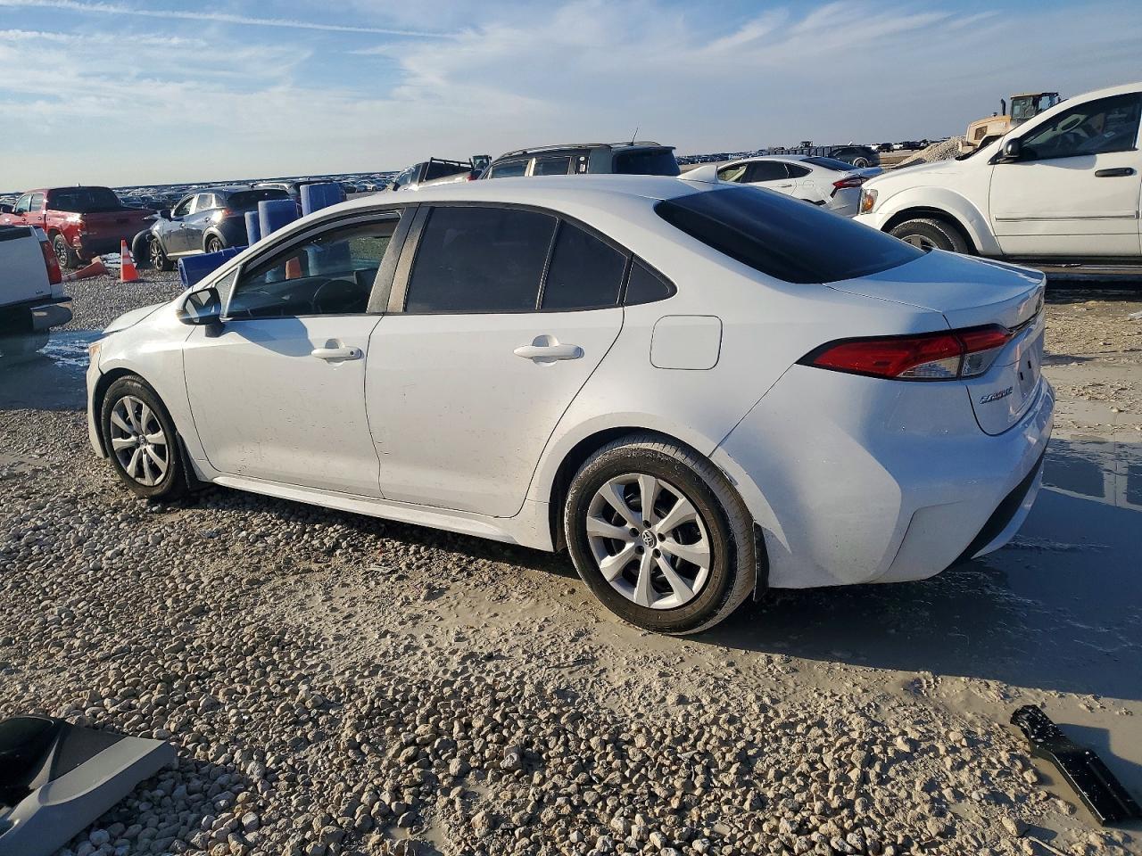 2021 TOYOTA COROLLA