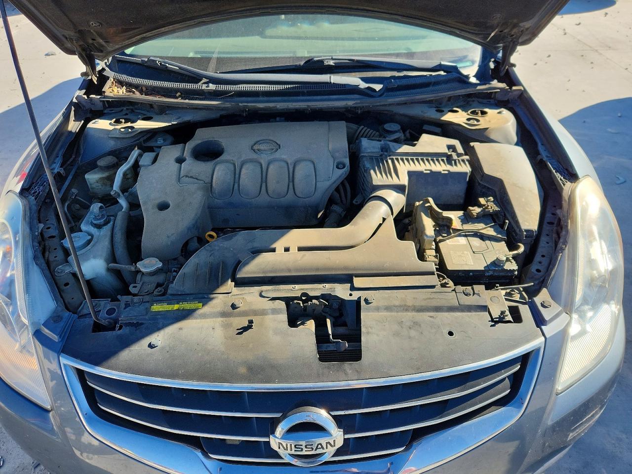 2010 NISSAN ALTIMA