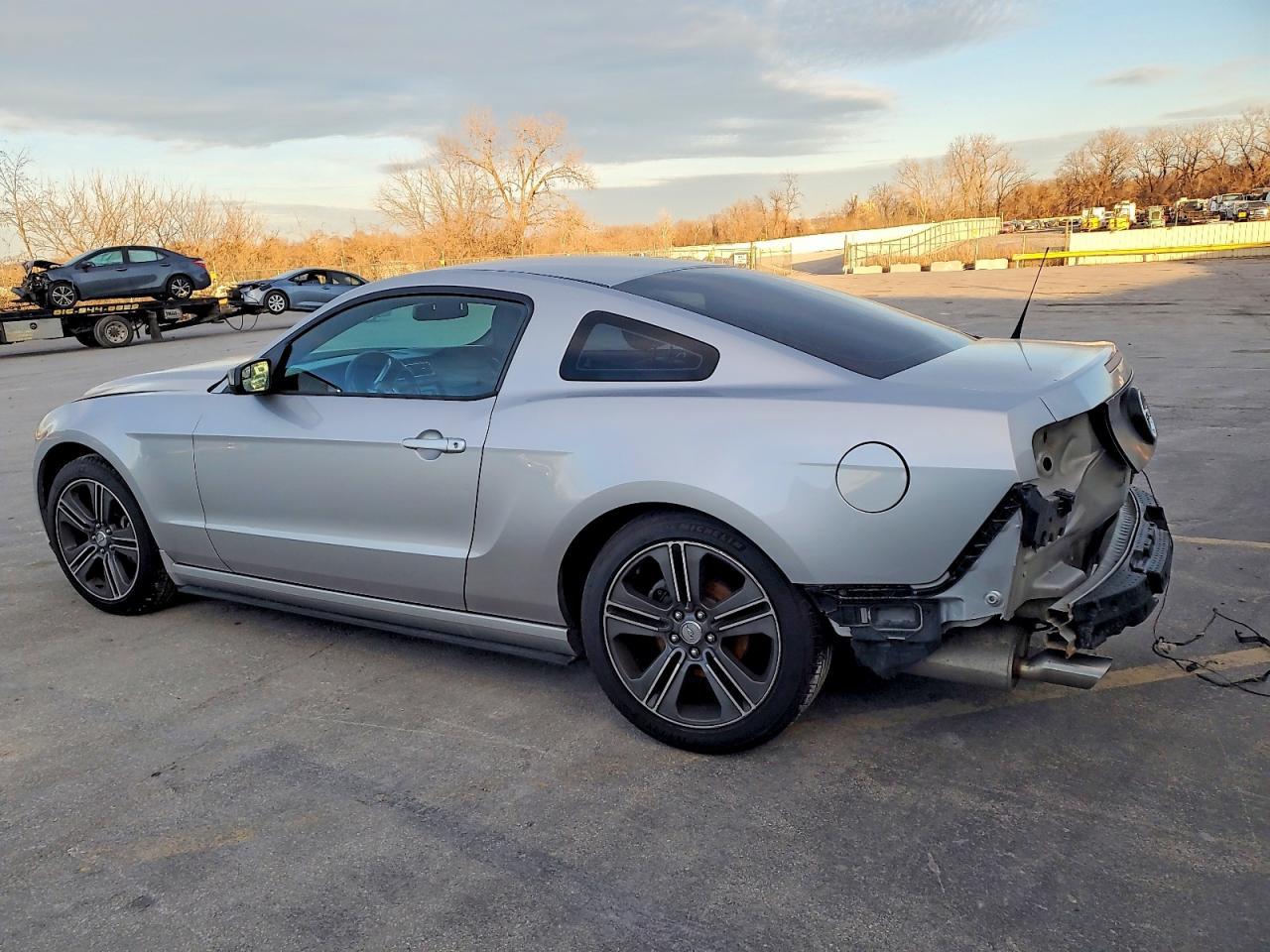 2013 FORD MUSTANG