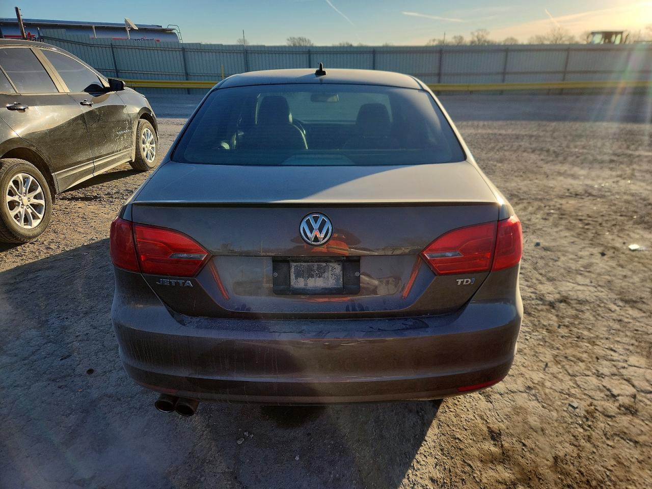 2011 VOLKSWAGEN JETTA