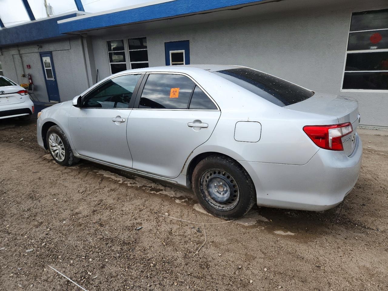 2014 TOYOTA CAMRY