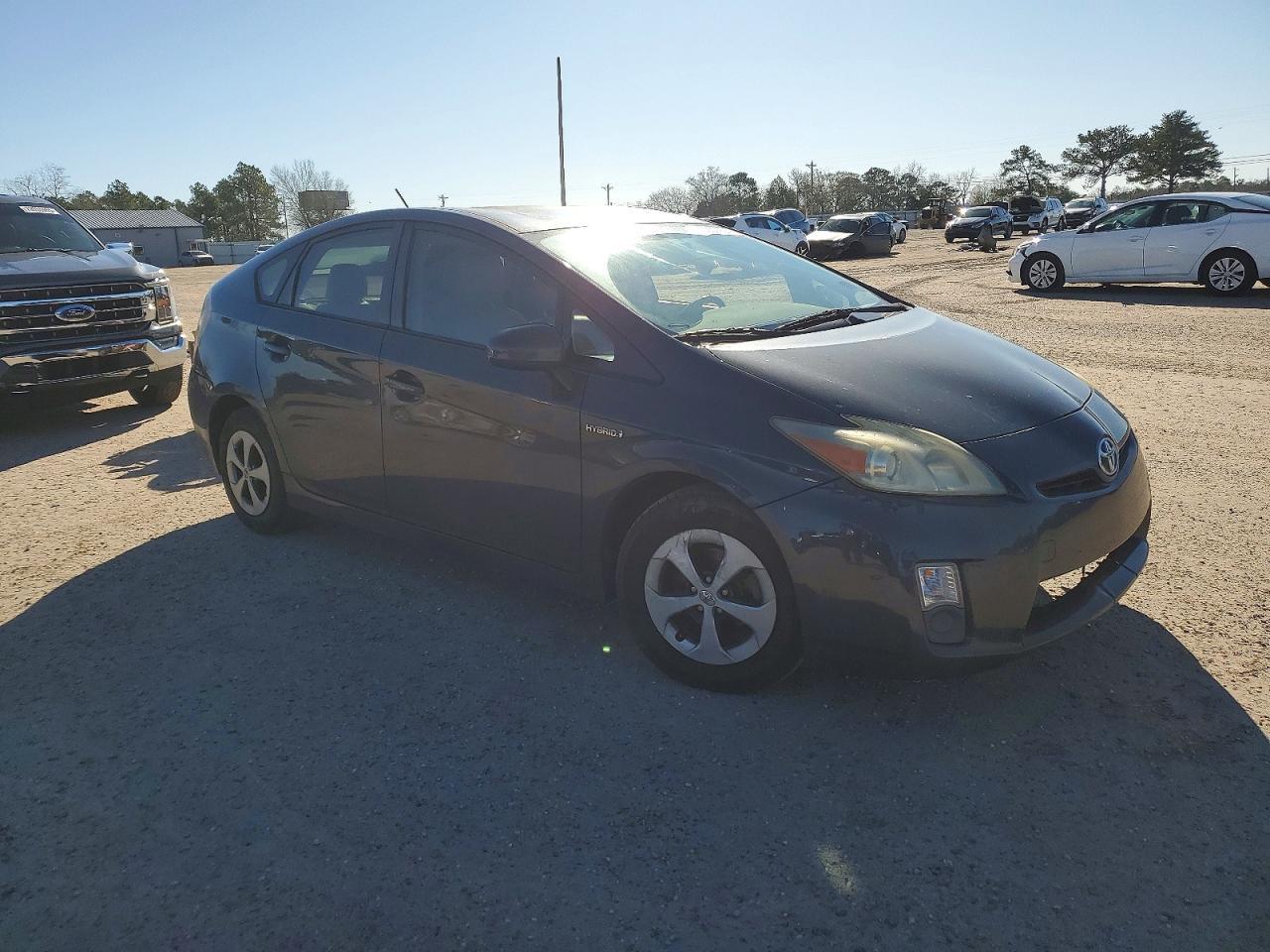 2011 TOYOTA PRIUS