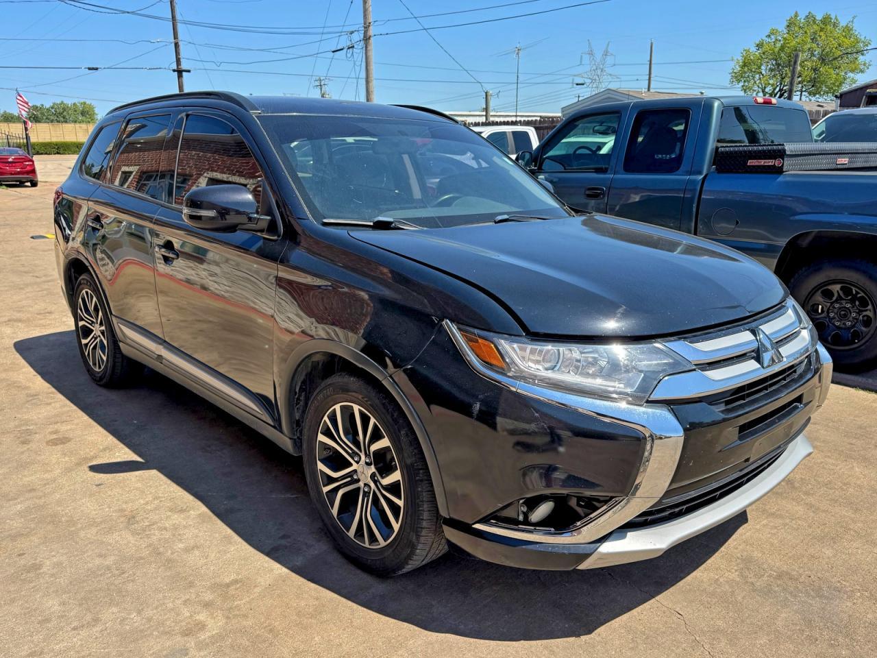 2016 MITSUBISHI outlander