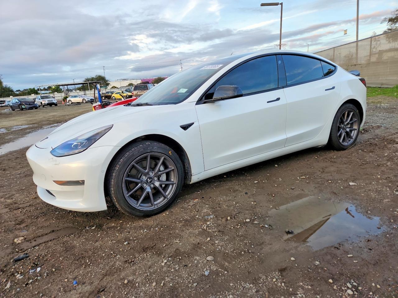 2021 TESLA MODEL 3