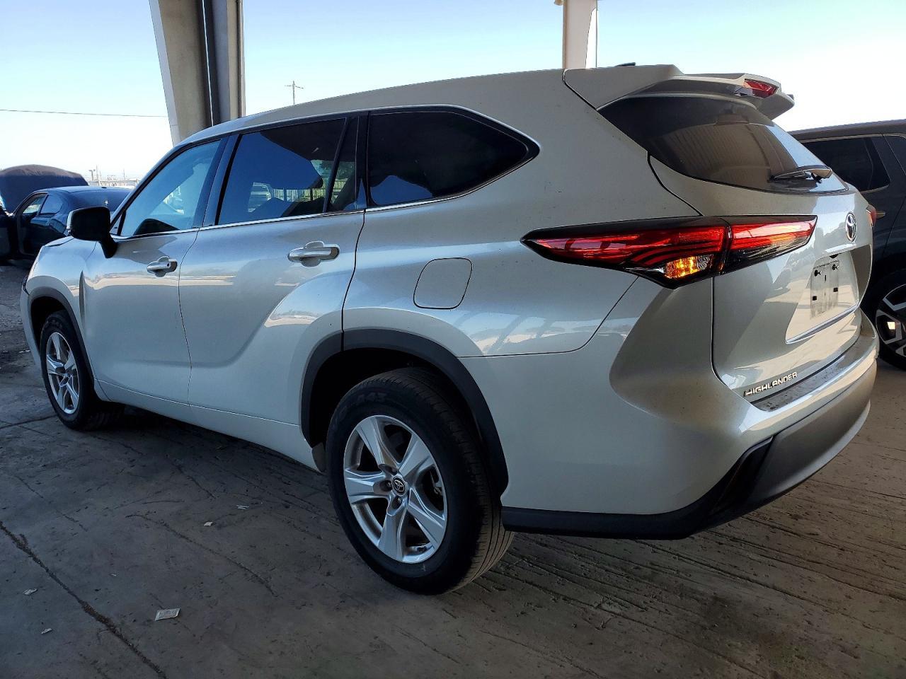 2022 TOYOTA HIGHLANDER