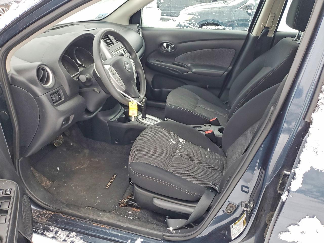 2015 NISSAN VERSA