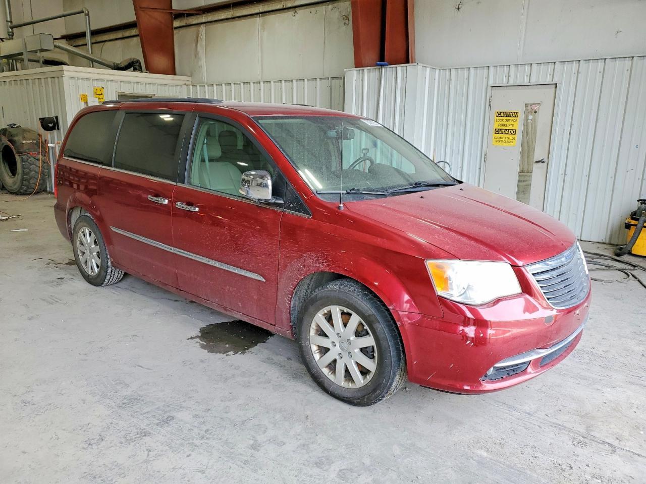 2012 CHRYSLER Town & Country