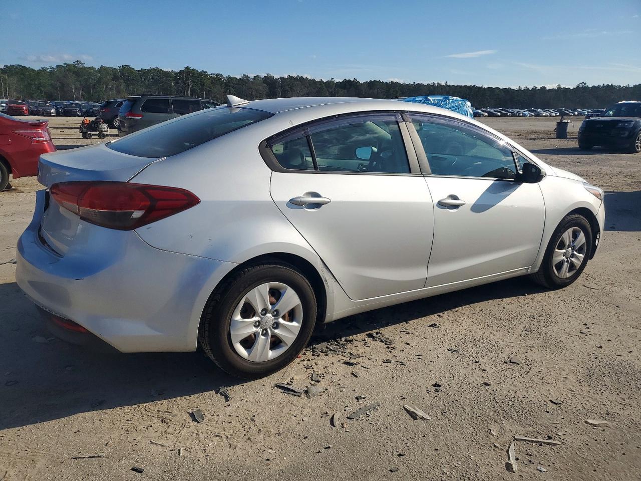 2017 KIA FORTE