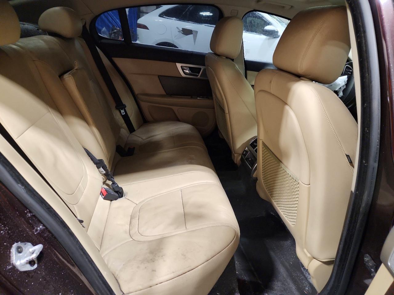 2015 JAGUAR XF