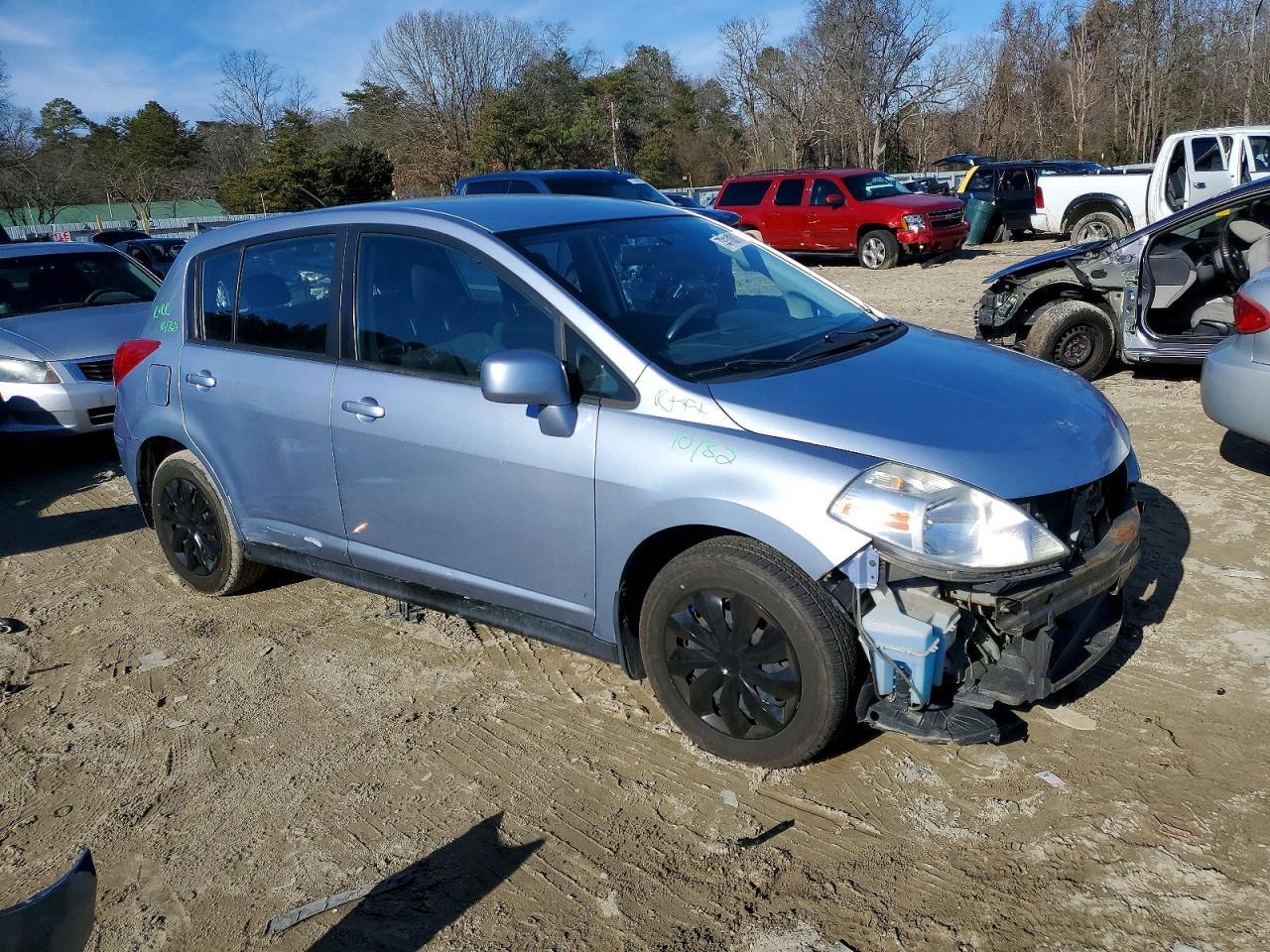 2010 NISSAN VERSA
