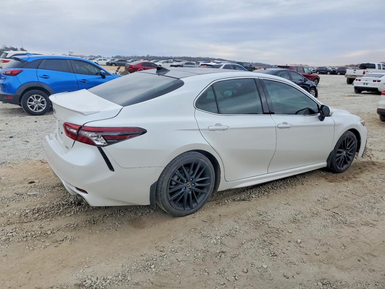 2022 TOYOTA CAMRY