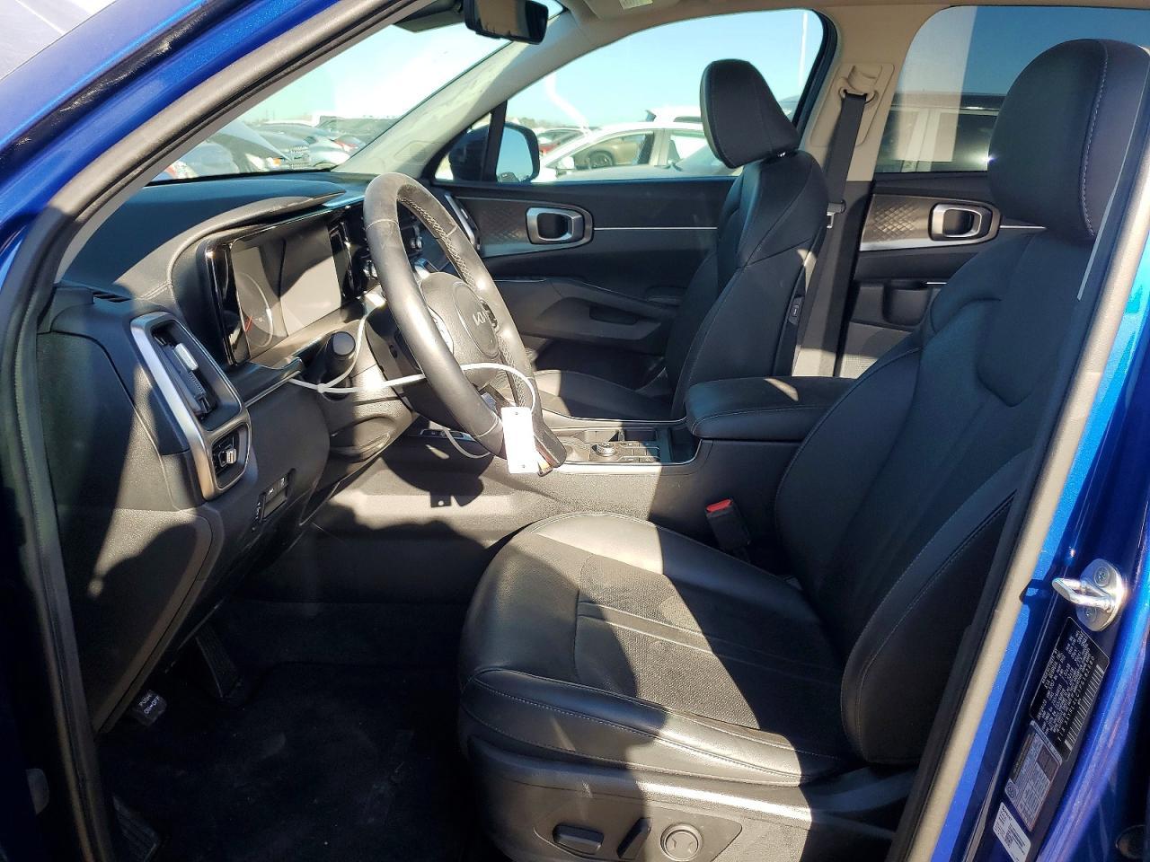 2023 KIA SORENTO