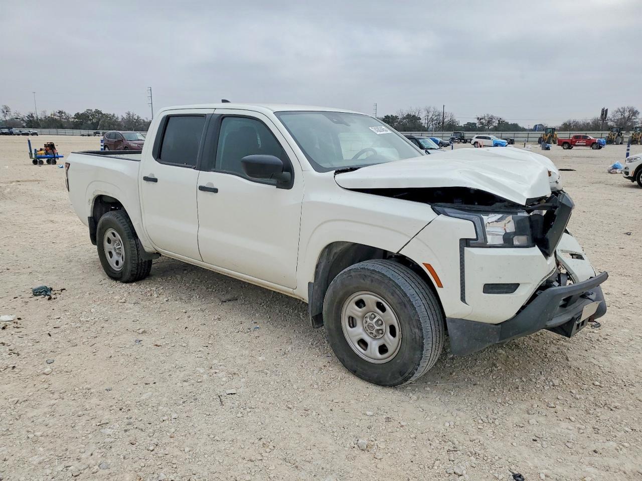 2022 NISSAN Frontier