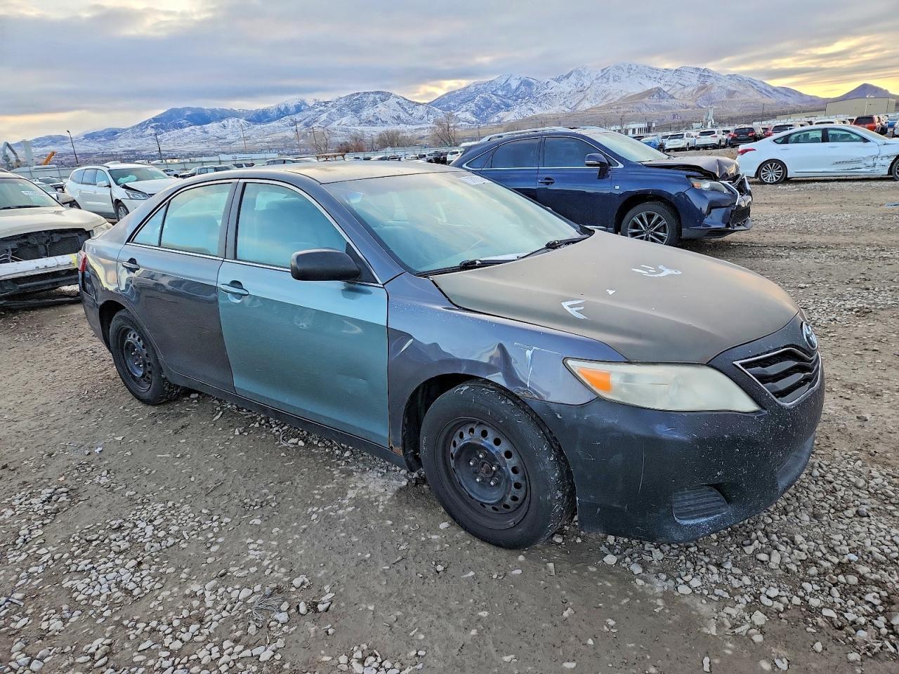 2011 TOYOTA CAMRY
