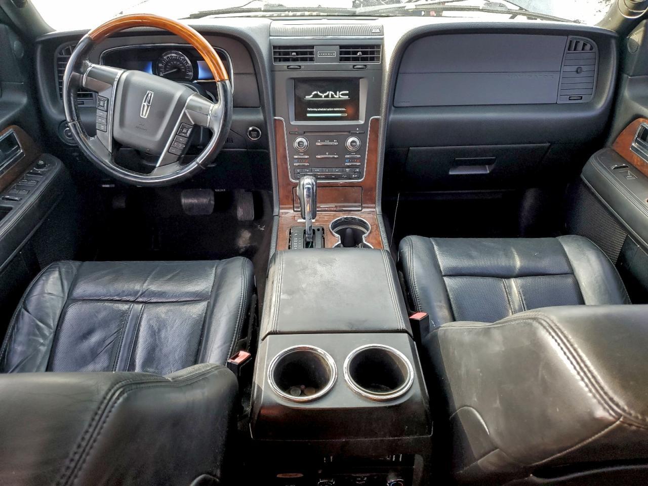 2015 LINCOLN Navigator