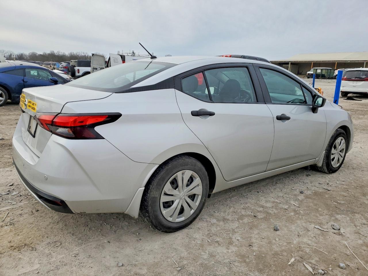 2021 NISSAN VERSA