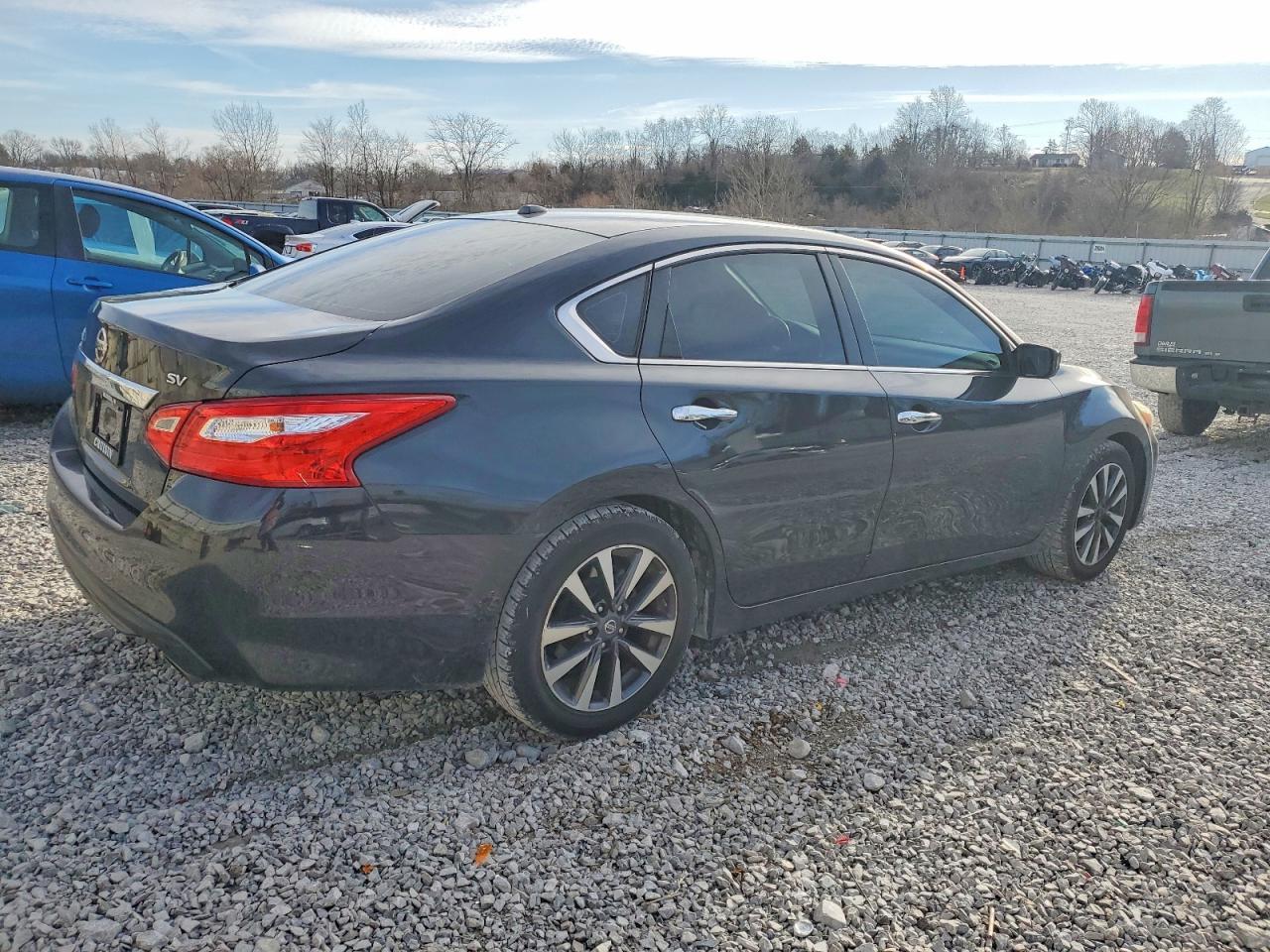 2017 NISSAN ALTIMA