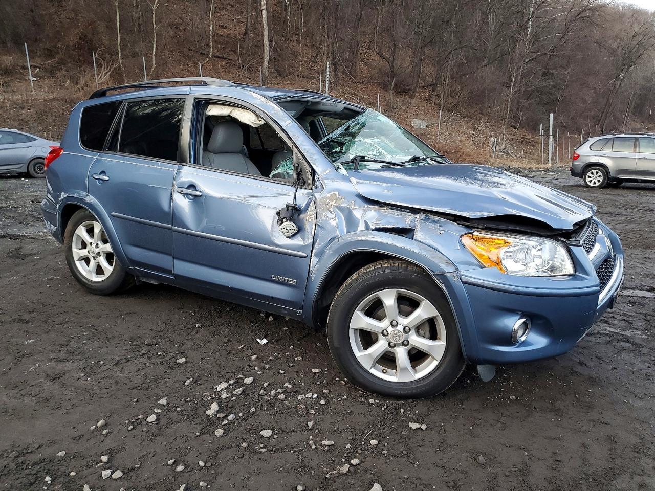 2009 TOYOTA RAV4