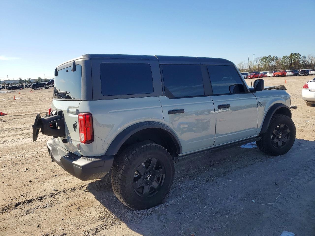 2024 FORD Bronco