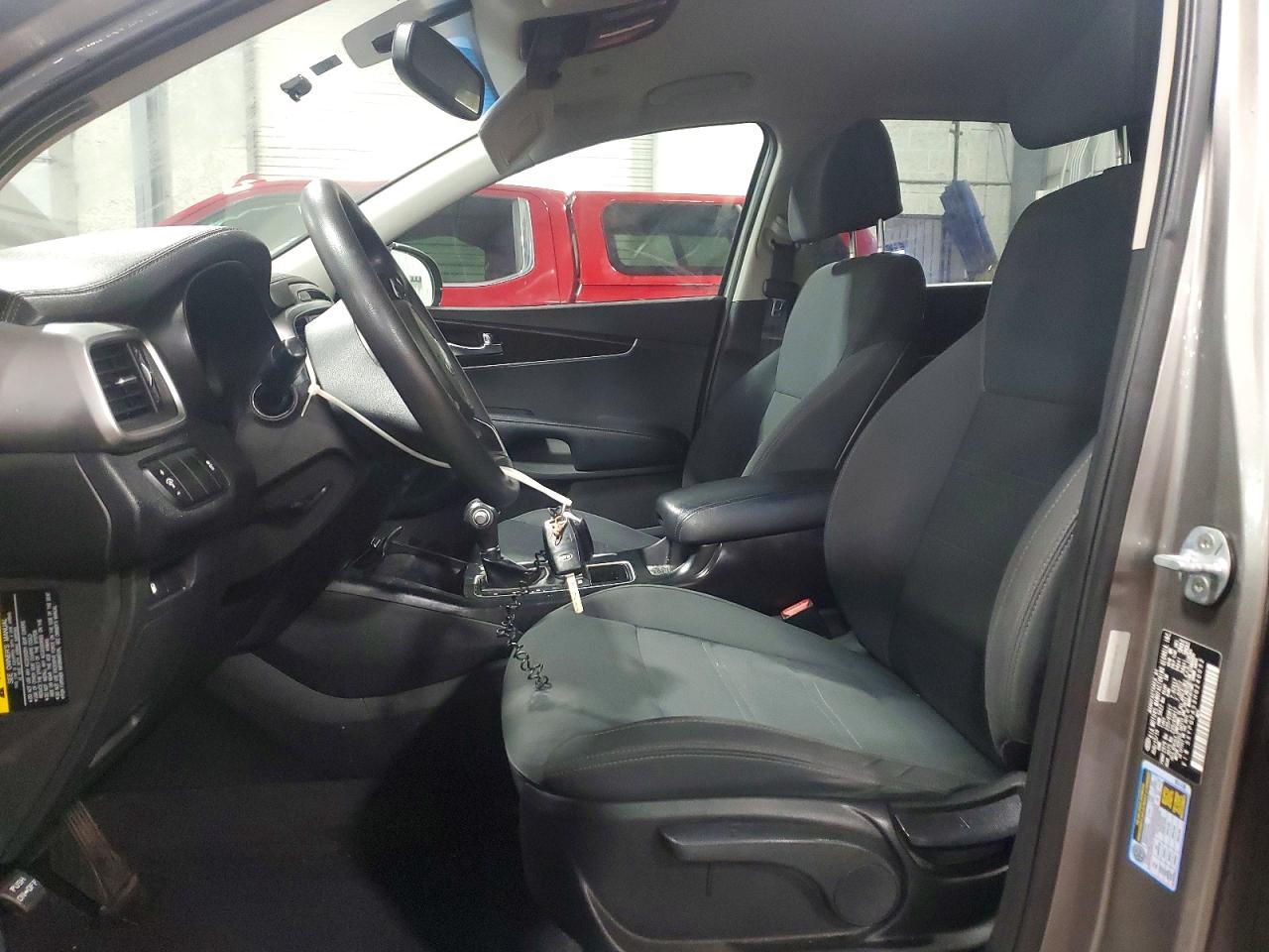 2017 KIA SORENTO