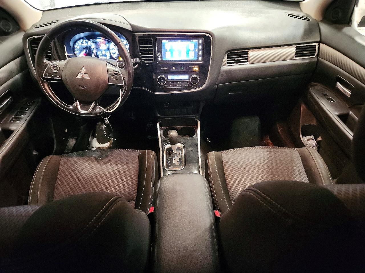 2017 MITSUBISHI outlander
